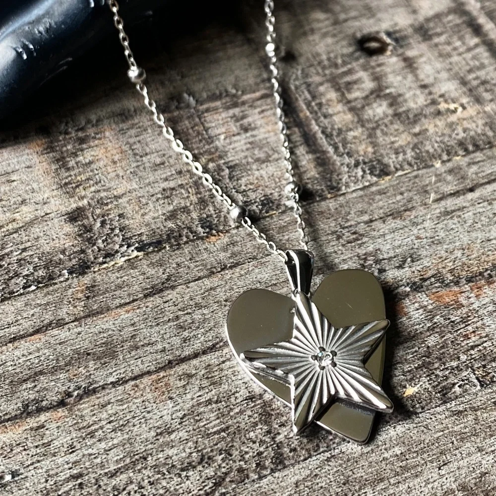 NEW Silver Heart & Star Pendant Necklace
